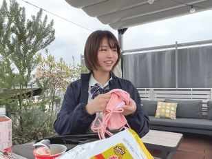 【コスプレ×素人】制服の巨乳ショートヘアな女の子とエッチした♥乳首こりこりしながらクンニの鬼責めで悶絶イキがエロすぎ！♥
