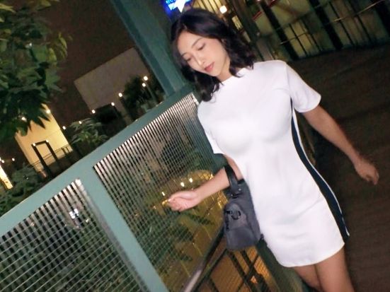 【24歳美女】性欲強すぎ女子がフェラも手コキもっ！電マ刺激で感じまくる発情メス穴最高っ…！！