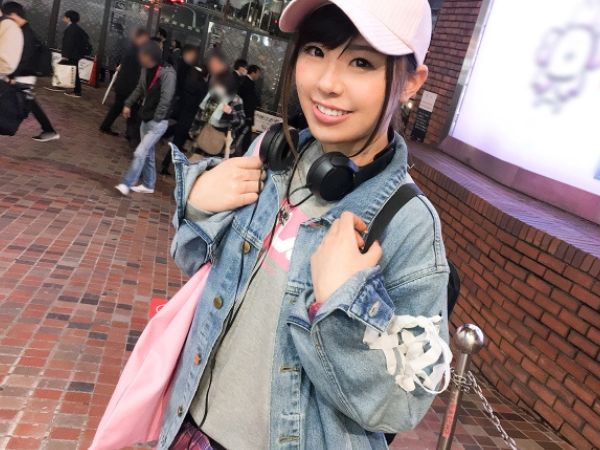 ＜素人×ワンナイト＞スレンダー微乳のボーイッシュな美少女♫ねっとり系フェラ好き娘♡騎乗位鬼突きピストンで逝き乱れ♪