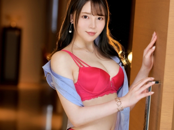 【バック】色白美尻がたまらない女の子のマンコにバイブ挿入！湿ったやらしいマンコに肉棒ねじ込みバックからピストン！