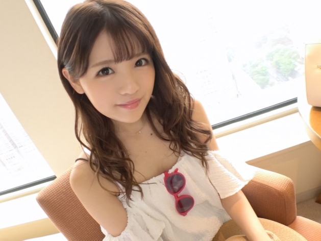 【バック】アイドル級にカワイイ女の子を電マと手マンで責める！キレイなカラダをバックから突き回す！