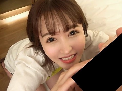 ＜人妻＞アイドル顔＆スタイル抜群な奥さんとプールで遊んだあとは目隠しセックスで燃え萌え♡ハメ撮り不倫なら中出しで決まり！