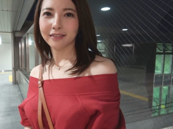 【人妻】艶めかしい雰囲気の三十路巨乳奥様が旦那への不満から他人チンポとイケナイ火遊び！ぱっくりマンコで楽しむ性交♥