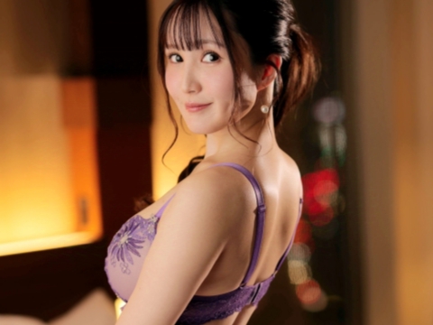 【巨乳】大きなおっぱいが魅力的なお姉さんがスケベすぎる！エチエチなスケベボディをチンコで突き回し大興奮！