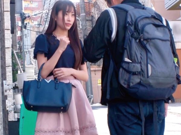 私の脱ぎたてパンティ買いませんか＜OLハメ撮り＞下着を街で売る娘を口説いてホテル撮影凸入♡巨根に突かれまくって痙攣の連続