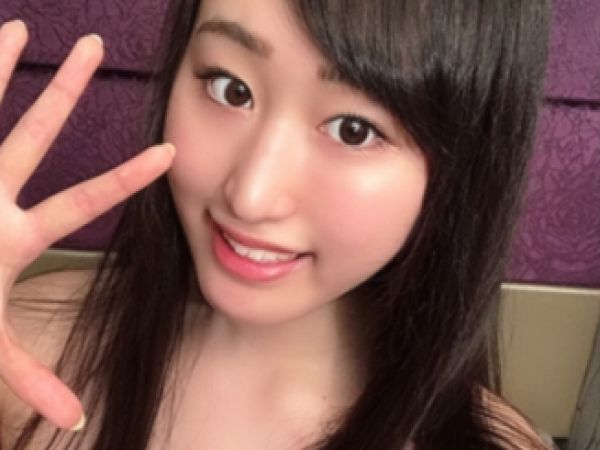 【中出し】「膣にいっぱい射精してください…ッ」ファンを食い散らかす清楚設定の地下アイドルが種付け交尾を楽しむ♪