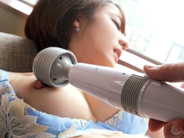 【変態ドM美女拘束セックス】タイトなミニスカートのジュエリー販売員がセックス！お尻を叩かれるのが大好きなドMの変態さん！