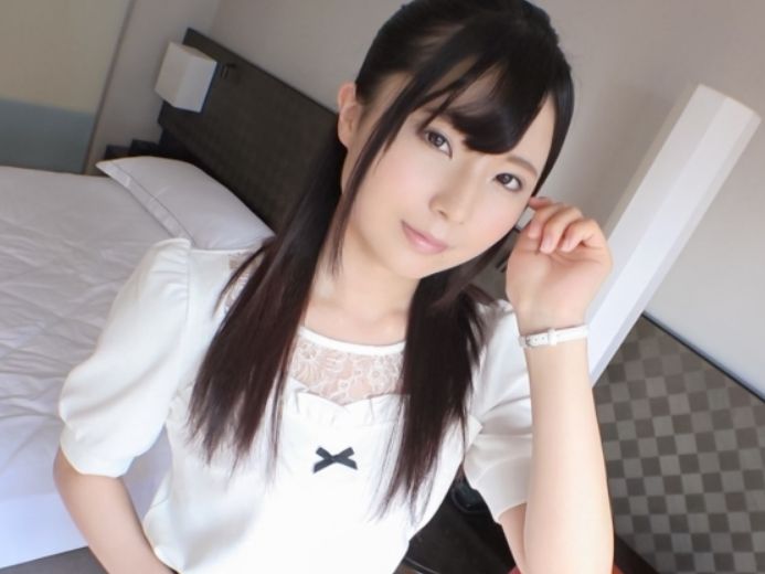 【初々しい素人娘】 スレンダー美少女が恥じらいながらフェラチオ♡ 感度良好なカラダでイキまくる生ハメセックス！