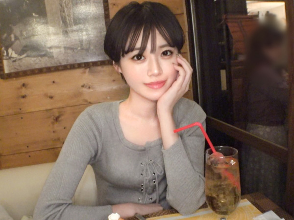 【ボーイッシュ美女の初体験】 スレンダーなカラダをホテルで責めまくり！ クンニで感じさせ、フェラでご奉仕♡