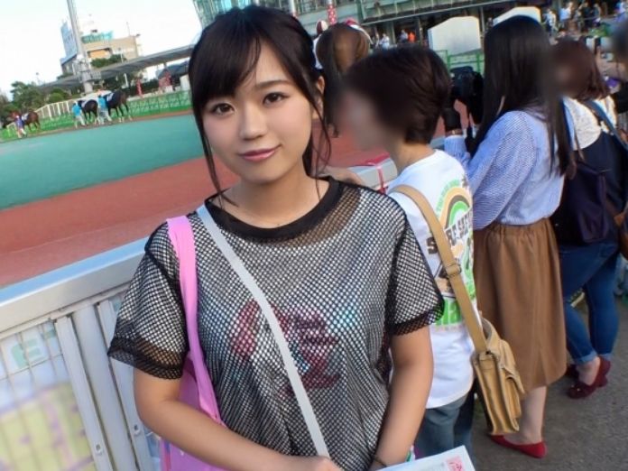【馬好き女子】電マで責められぐちょぐちょのおまんこを恥ずかしがりながらもクンニされて感じまくる！ｗ