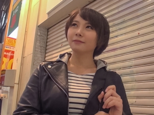 【巨乳美女ナンパ】柔らか胸のパイズリ気持ち良すぎっ！しっかりセックス感度も高めな女の子最高！！