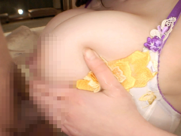 【巨乳素人】高身長でしかもJ乳の爆乳さん！このド迫力すげえ！デカ女の魅力がこんなに詰まってるなんて！しかも超絶淫乱！