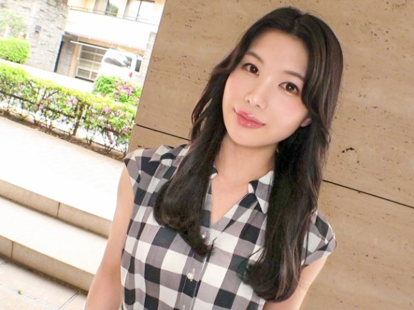 【素人】クールビューティな表情を一変させスレンダーボディをブルブル震わせイキまくる美女が最高です！