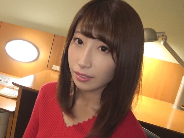 【20歳オトナ女子の初AV挑戦】『ダメ…感じちゃう…』クールな見た目と裏腹に、クンニでマン汁垂れ流し！ビクビク痙攣絶頂でエロの才能開花♡