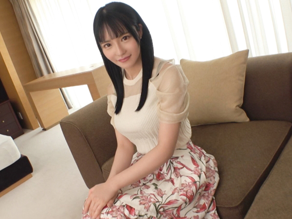 【色白美巨乳の公務員お姉さん】黒髪ロングの清楚系美女がAVで大胆デビュー！激ピストンに巨乳を揺らしながら感じまくり、悶絶イキ！仕事では見せないエロすぎる姿に興奮必至！