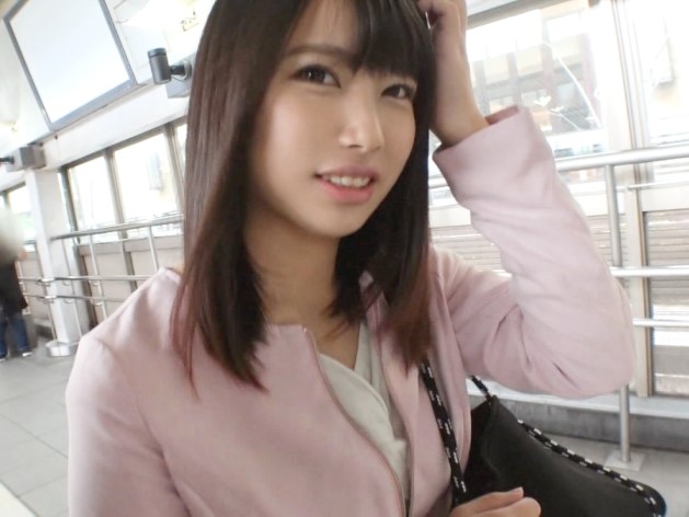 【女子大生とイチャラブSEX】『声出ちゃう…』可愛いJDがカメラの前で本気モード！挿入した瞬間、エッチな声が止まらない！♡