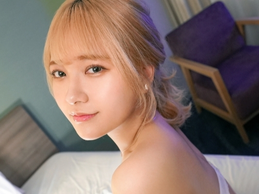 【敏感女子の悶絶プレイ】「気持ち良すぎる…」キュートな女の子が、激しすぎる手マンで大洪水！敏感なおマンコを責められ、メス汁垂れ流しで感じまくるエロ可愛い姿に興奮必至！♡