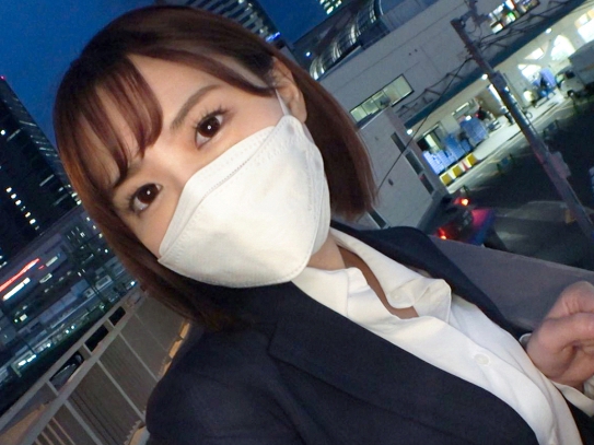【スーツ巨乳OLの淫乱覚醒】『仕事中なのに…』むっちりボディのOLお姉さん、パンスト破っておマンコにバイブ挿入！ 仕事のストレスをエロプレイで発散！ 普段は真面目なのに、エッチは超大胆！♡