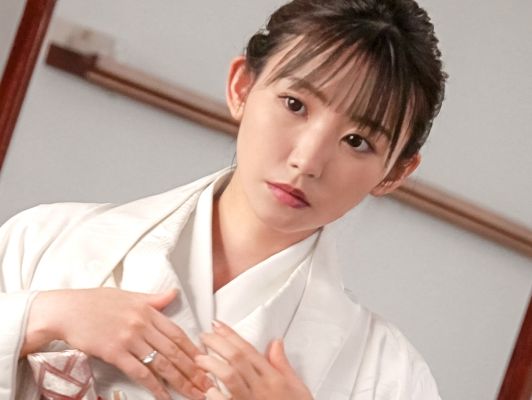 【田舎の甘酸っぱい夏】『もう…ダメ…』幼馴染のスレンダー美少女と汗だくで濃厚セックス!田舎の暑さで火照ったカラダが卑猥な汁で濡れまくり!生挿入の快感に喘ぐ姿がエロかわいい!プレス連発でイキまくる田舎娘!♡