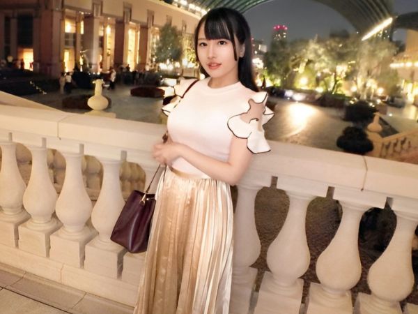 【アニメ声の巨乳美少女】『ダメ…感じちゃう…』ナンパでゲットした素人娘が、敏感マンコを激しく手マンされ、恥ずかしい声で喘ぎながら大量の愛液を噴出！即ハボボディが乱れまくる！♡