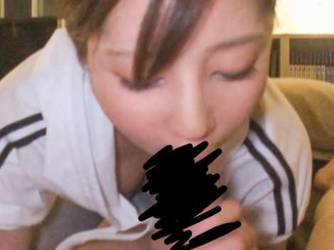 【彼氏の家で大胆プレイ】『見てて…』素人美人JDがローターオナニー披露！彼チンポに素股＆極上フェラでご奉仕しまくり！ドスケベな本性を見せる一部始終を激撮！！♡