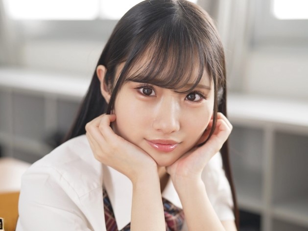 【幼馴染との禁断プレイ】学校でこっそり主観SEX！制服姿の美少女と2人きりの性春タイム♡幼馴染の甘い吐息とドキドキの制服エッチで興奮MAX！！