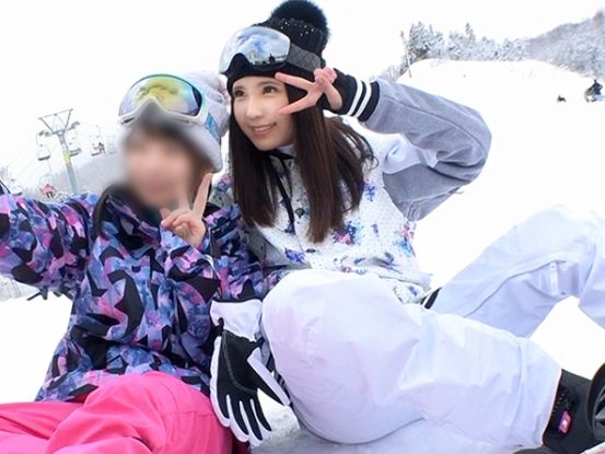 【素人JD】雪山で発見！スキーよりも滑空したいエッチな身体！冷えた身体を肉棒で温めたら愛情いっぱいエロい祭りの開催だ！