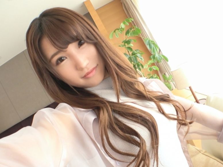 【素人娘の淫乱腰振り】お尻フリフリ手マンでマン汁垂れ流し♡バックからチンポ挿入でイキ乱れる姿がエロすぎて笑えるww