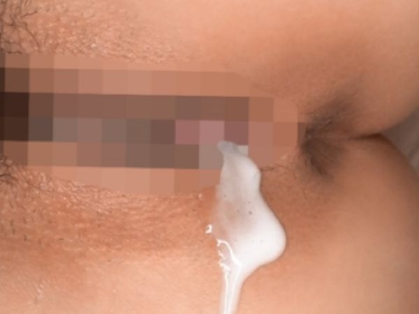 【エロナースの裏の顔】『患者さん、ここは内緒で…』真面目そうなナースが病室で患者を逆セクハラ！巨根をベロベロ舐め回し、敏感ボディで感じまくり♡