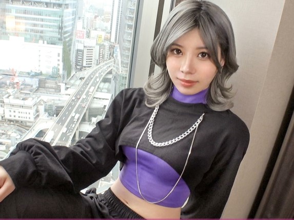 ＜素人×潮吹き＞程よい肉感で色白美乳で桃尻のギャル系美女♫電マ責めで大洪水の敏感系♡毛無マンコに生ハメ鬼突きイキ潮失禁♪