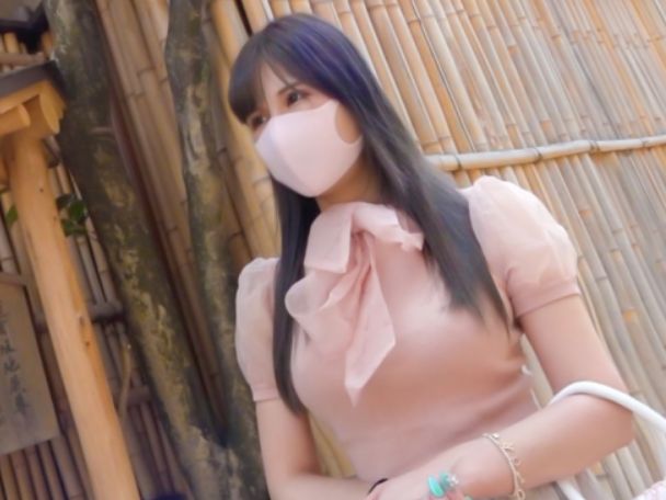 【マスク美女のGカップお嬢様】清楚な彼女が無防備な姿で誘惑!?無防備な巨乳ボディにチンポをピストンしまくり、中出ししちゃうドキドキの瞬間!お嬢様の意外なエロさに興奮間違いなし!w