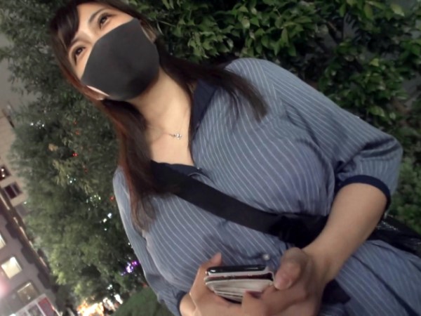 【肉感OLの危険な副業】『生はダメ…でも気持ちいい…』爆乳むっちりボディがデカ乳揺らして生チ○ポ挿入！どっしり美尻に立ちバックで激突きされ、大量種付けされちゃう！♡