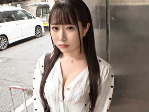 【巨乳ナンパ】「おっぱい、すごいね…♡」街で見つけた巨乳ちゃんを口説いて乳首責め！感度抜群の美巨乳を揉みしだき、トロトロに濡れたマンコをガチ勃起チンポで激ピストン！