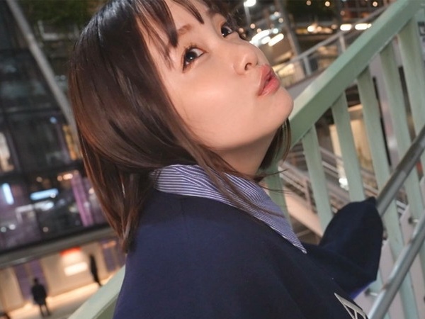 【むちむち美少女のパイズリ誘惑】『彼氏じゃ物足りないの…』極上ボディの美少女が上目遣いでチンポを挟み込み、彼氏以上の快楽を求める！極上パイズリで男を骨抜きにする！♡