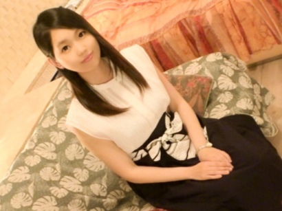 【ちっぱい素人】受付の仕事されてるって事なんですけど幼顔だよね？wお上品かと思ったらガンガン突かれて変態確定しました！